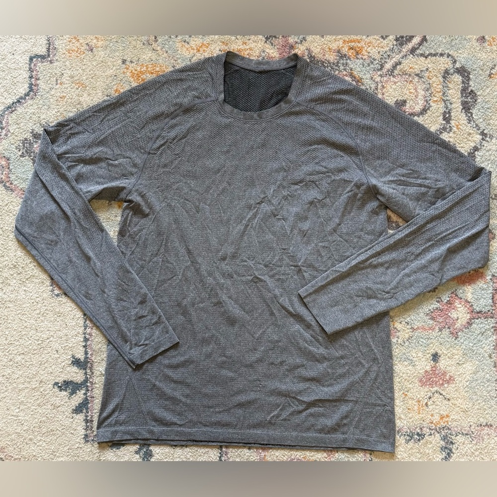 Lululemon Men's Size Large Gray Metal Vent Tech Long Sleeve Athletic Shirt